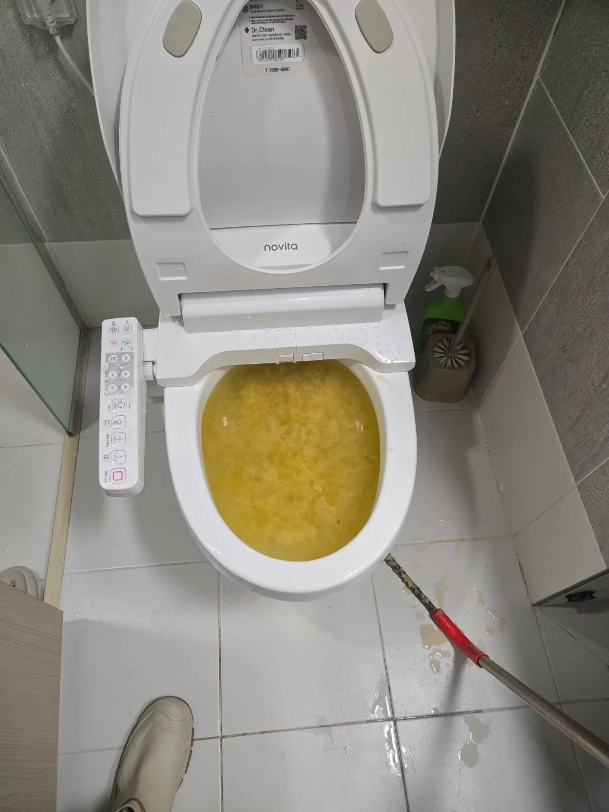 수지구 풍덕천동 변기막힘 오물로 막혀 배수되지 않는 변기